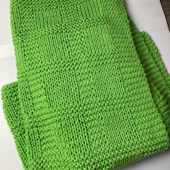 HANDMADE knit throw Kelly green - Picture 1 of 3